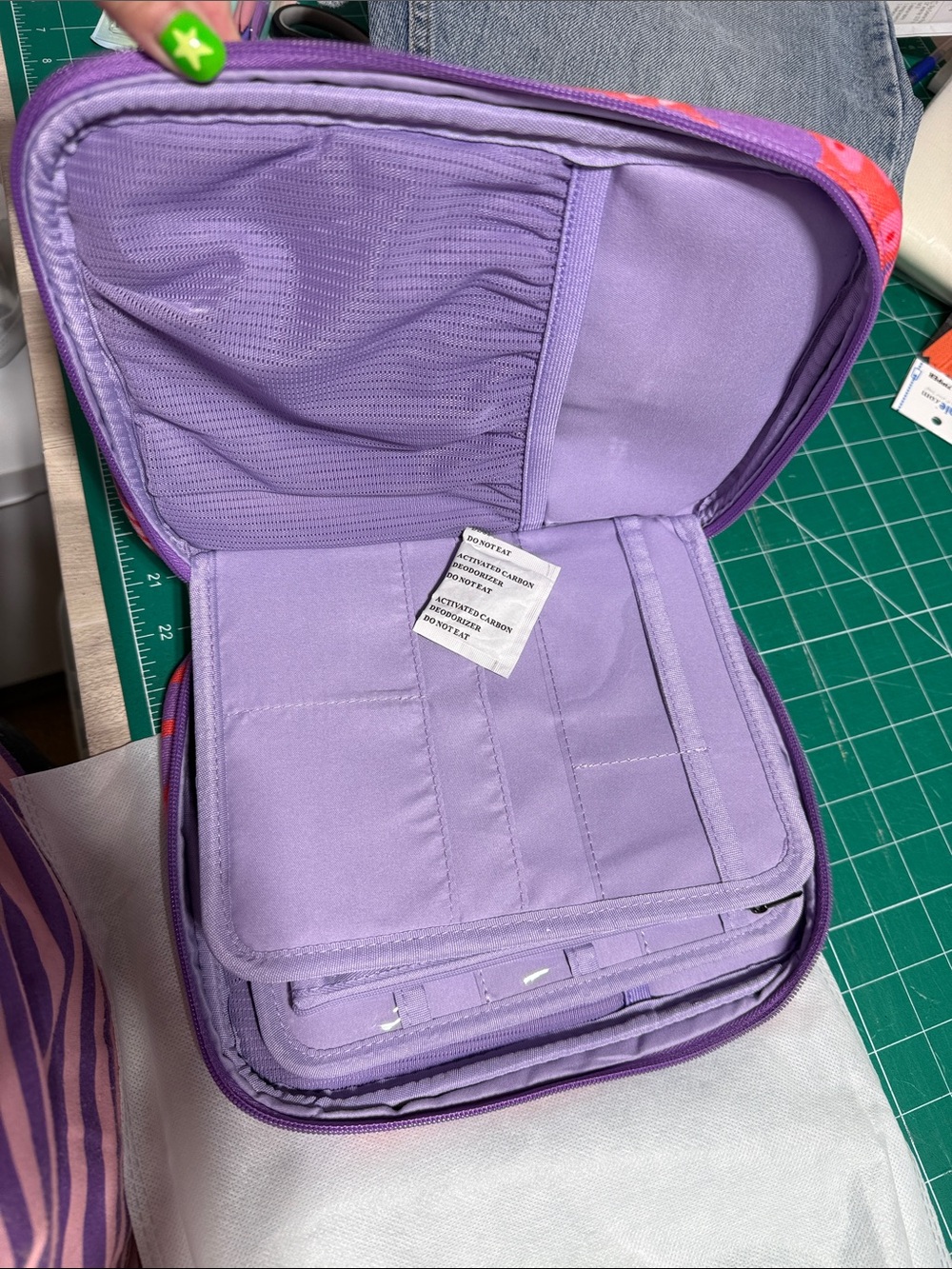 Floral analog pouch - Picture 2 of 4